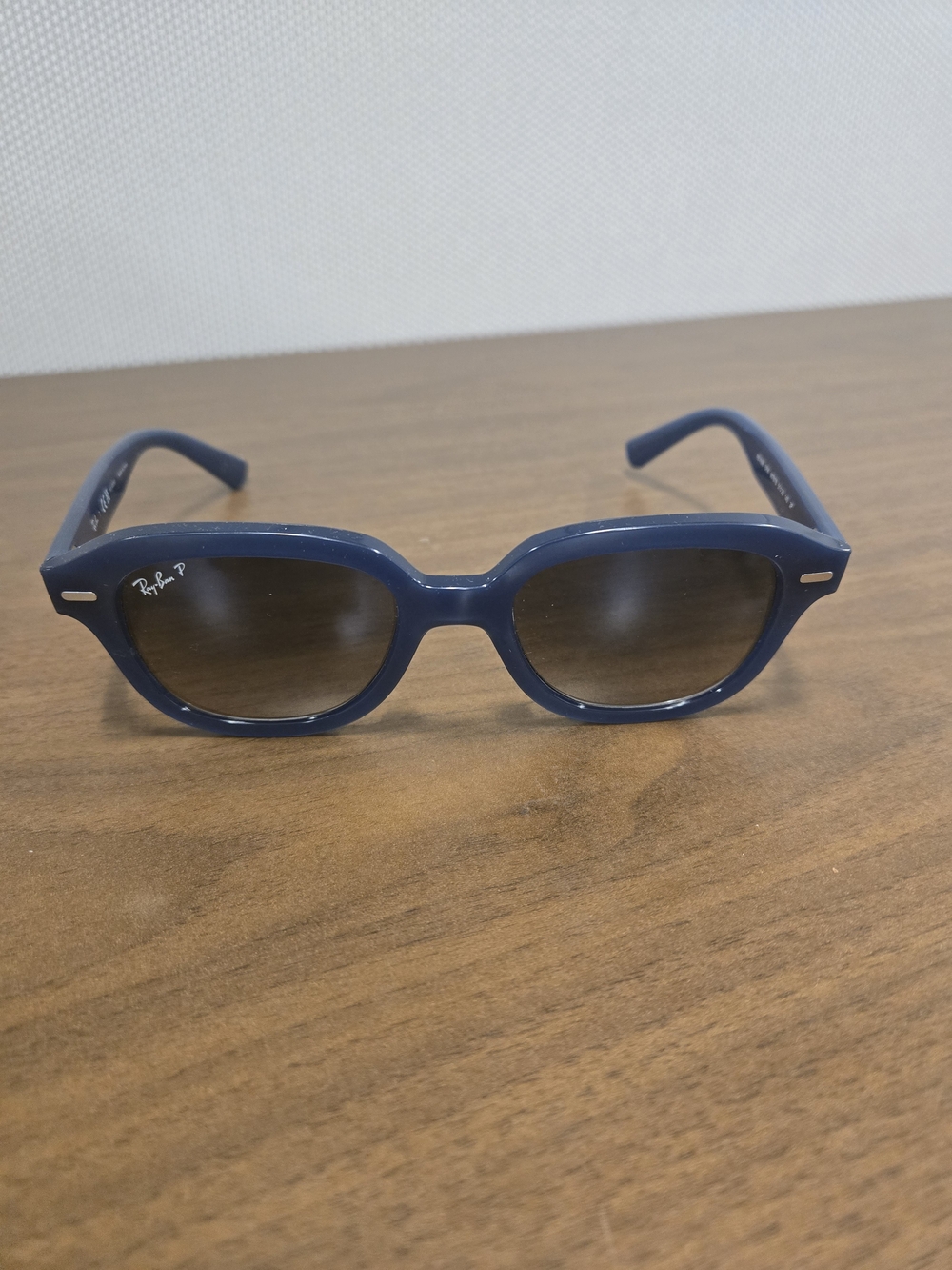 Ray-Ban Womens Navy Square Sunglasses - Classic Dark Lenses - Picture 8 of 8